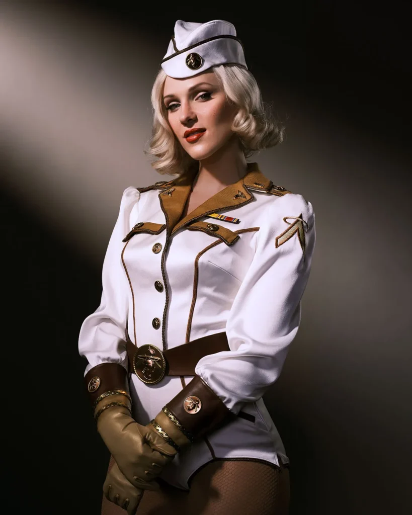 Elizabeth Posey è Private Angel in Vought Rising