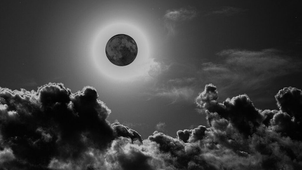 Luna Nera del 23 Agosto 2025: cos'è l'evento che oscurerà il cielo per ammirare le stelle 1 fenomeno luna nera