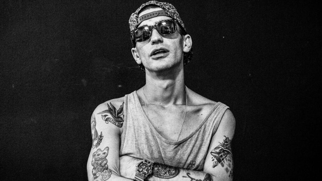 Addio a Jesto: il rapper romano si spegne all'età di 41 anni, le parole di cordoglio di Hyst e Fedez 1 morte jesto romano rapper