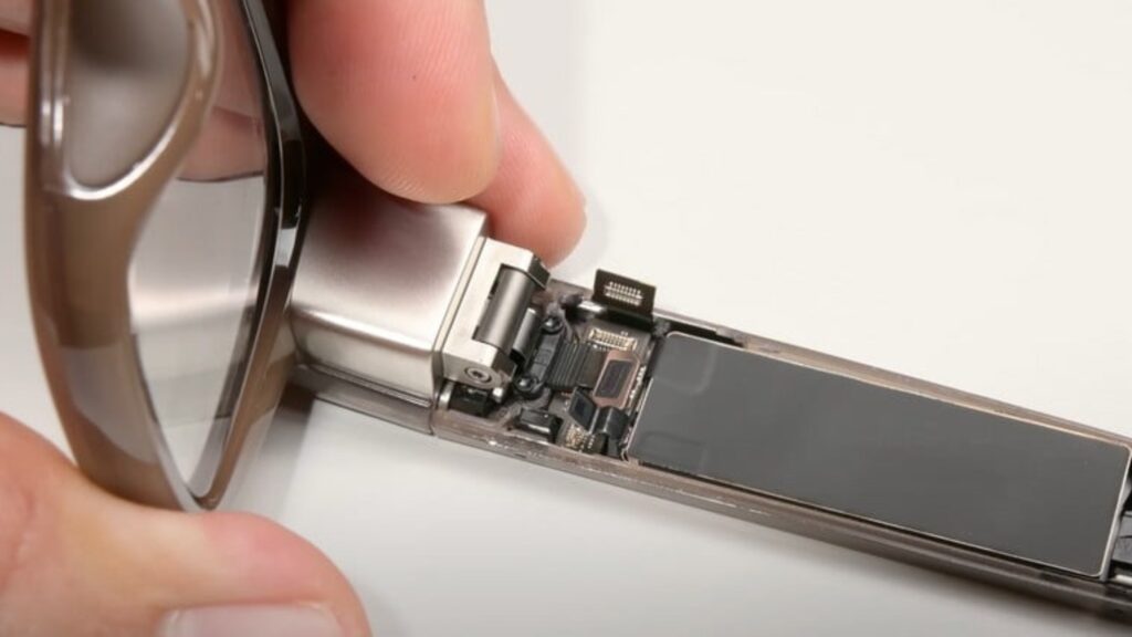I nuovi Meta Ray-Ban Display sono impossibili da riparare, stando a iFixit 1 Meta
